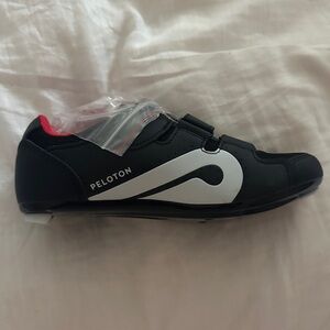 NWT Peloton cycling shoes
